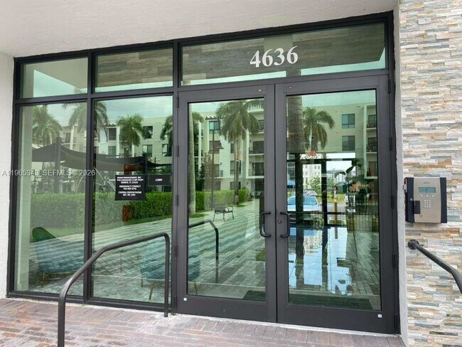 Building Photo - 4636 NW 84th Ave