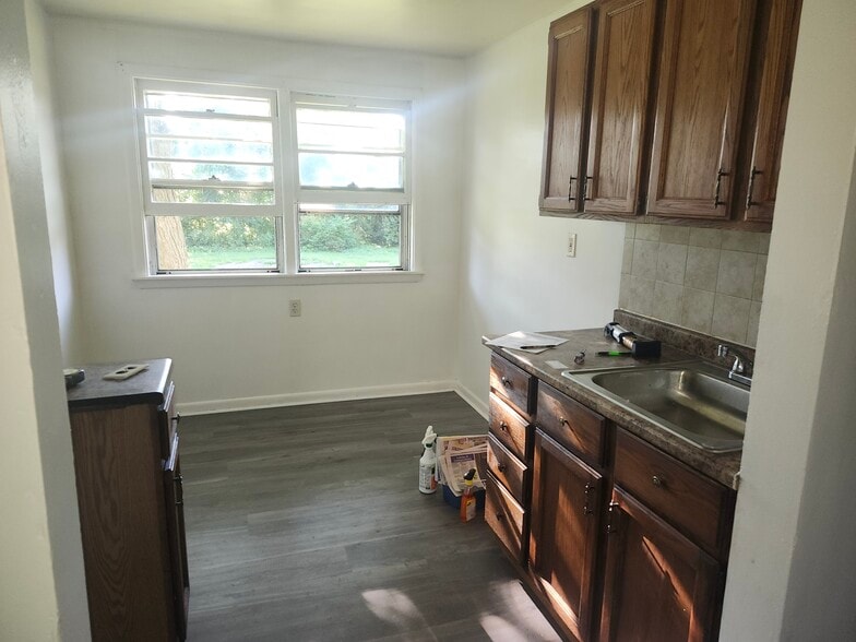 Primary Photo - 218 Ward Rd