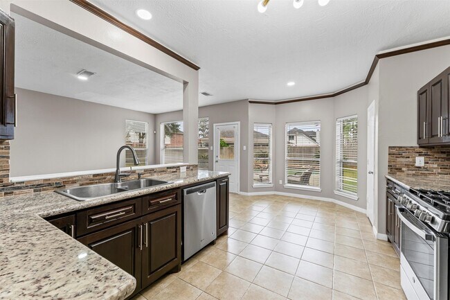 Building Photo - 14334 Cypress Meadow Dr