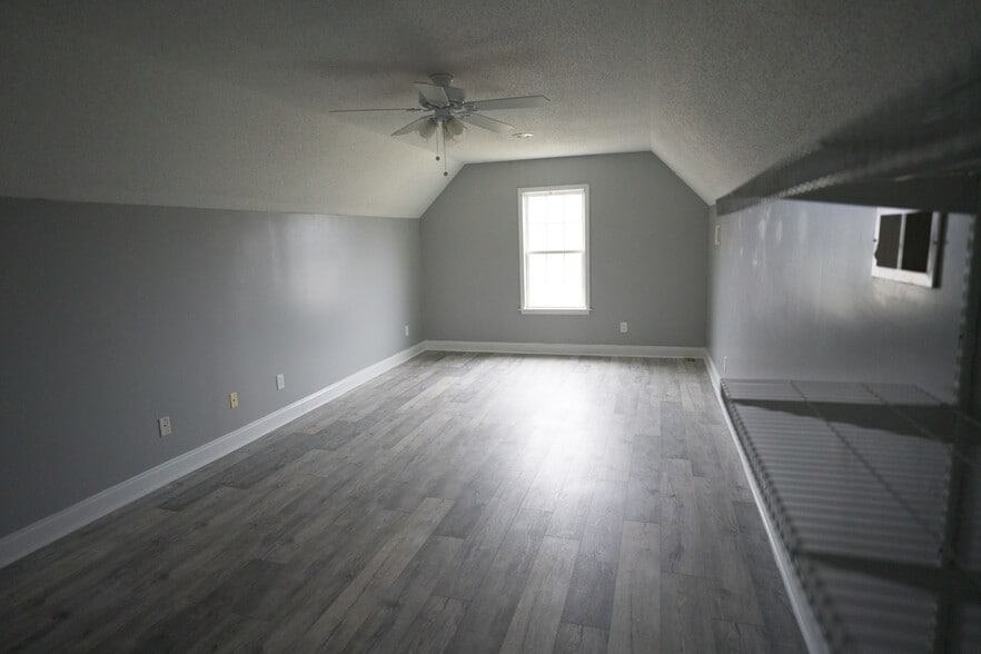 Upstairs Room 1 - 6312 Branford Rd