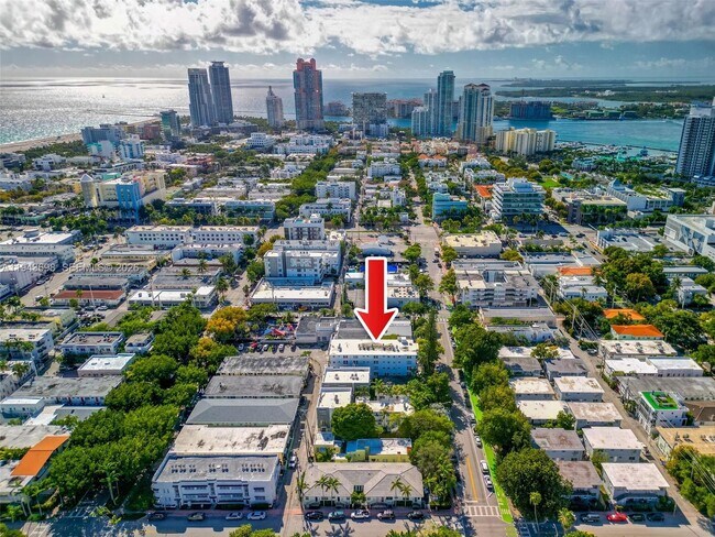 Building Photo - 631 Jefferson Ave