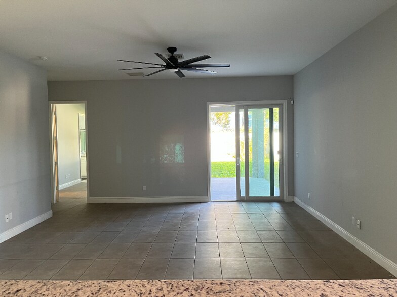 Building Photo - 6837 1st St