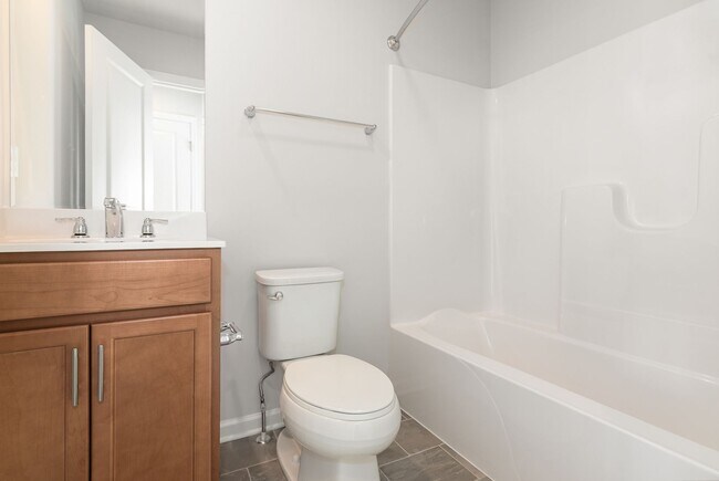 Building Photo - 3246 Parade St