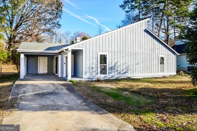 Primary Photo - 5720 Twain Dr