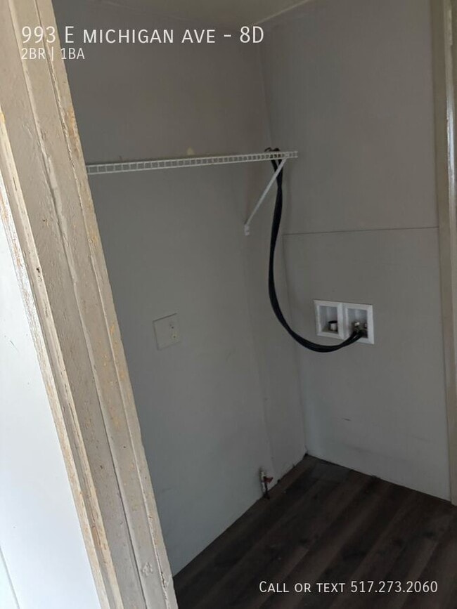 Building Photo - 993 E Michigan Ave