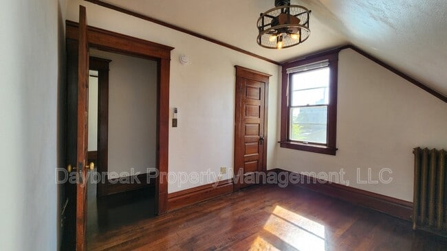 Building Photo - 1312 3rd Ave N