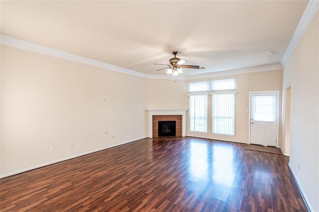 Building Photo - 9960 Yearling Pl