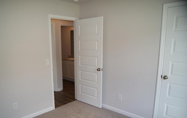 Building Photo - 514 Antler Wy
