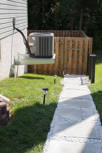 Private Walk way to The Nest - 15404 Brinton Way