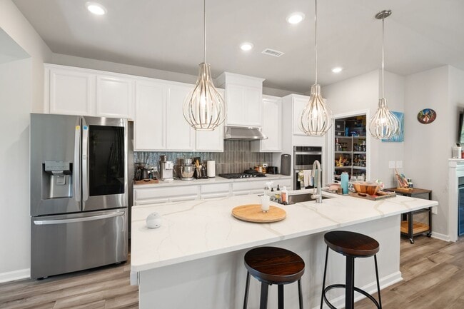 Building Photo - 622 Firebrick Dr