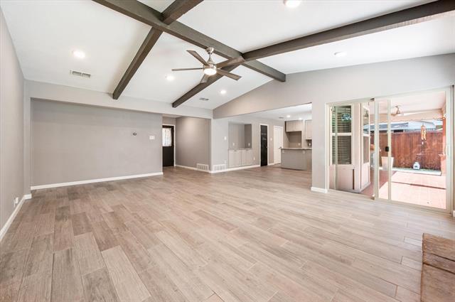 Building Photo - 3008 Bluebonnet Ln