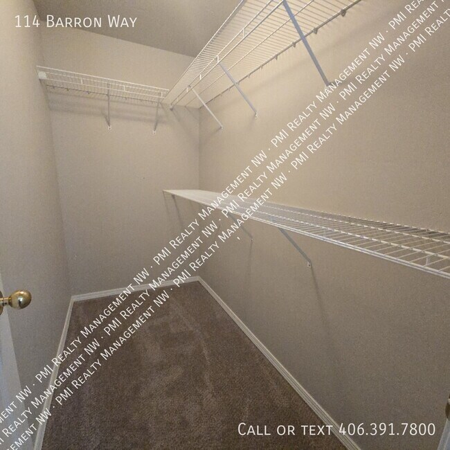 Building Photo - 114 Barron Way