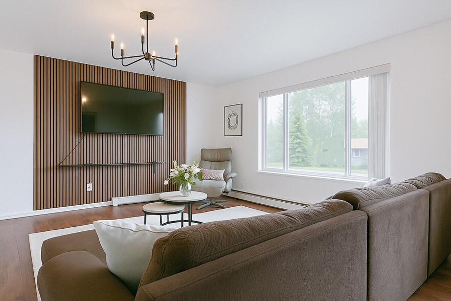 Building Photo - 3300 Chaparral Cir