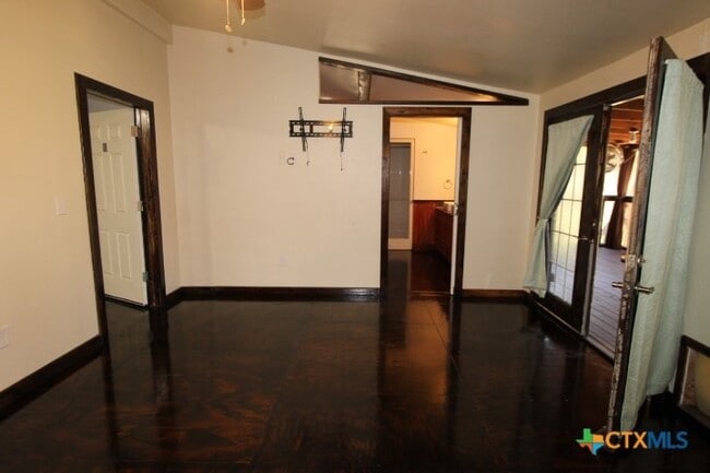 Building Photo - 2809 Connell St