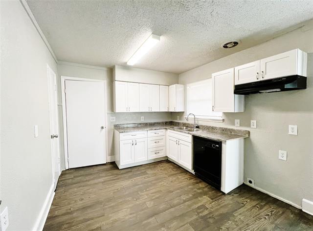 Building Photo - 5301 Mansel Ln
