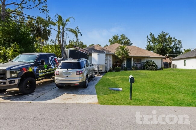 Building Photo - 3965 Caballero Ave