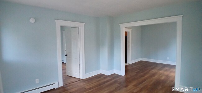 Building Photo - 82 Wolcott Ave