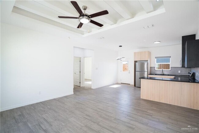 Building Photo - 12509 N 40th St