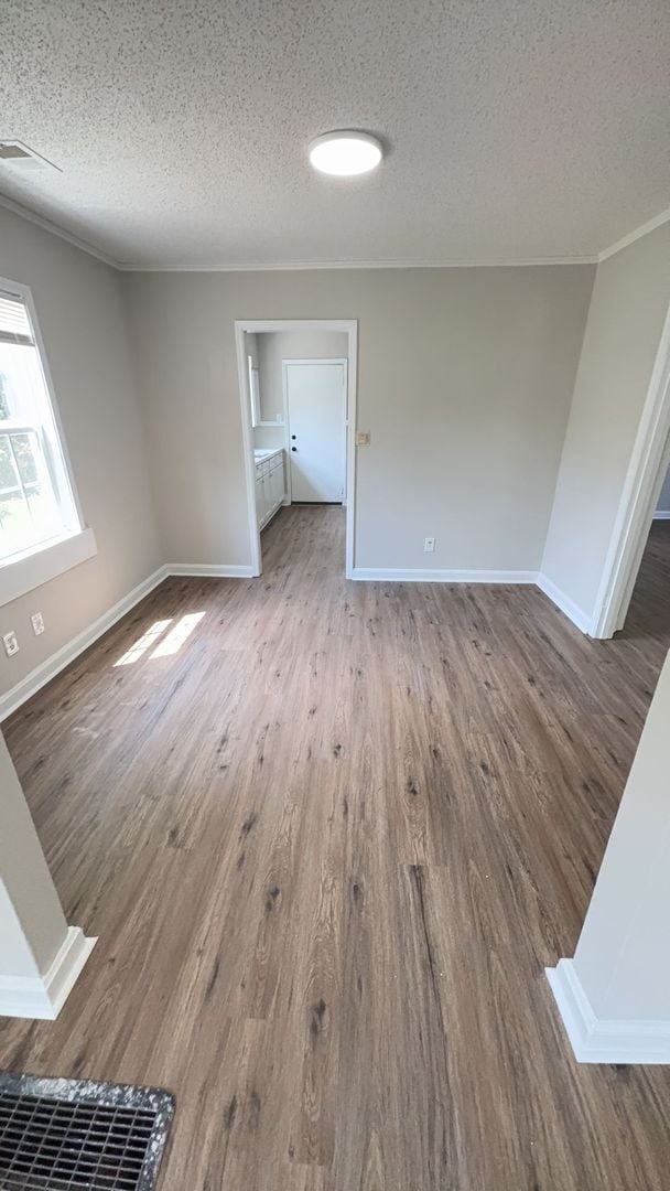 Building Photo - Charming 2 Bed / 1 Bath Home in East Memph...