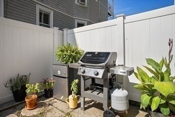 Building Photo - 181 M St