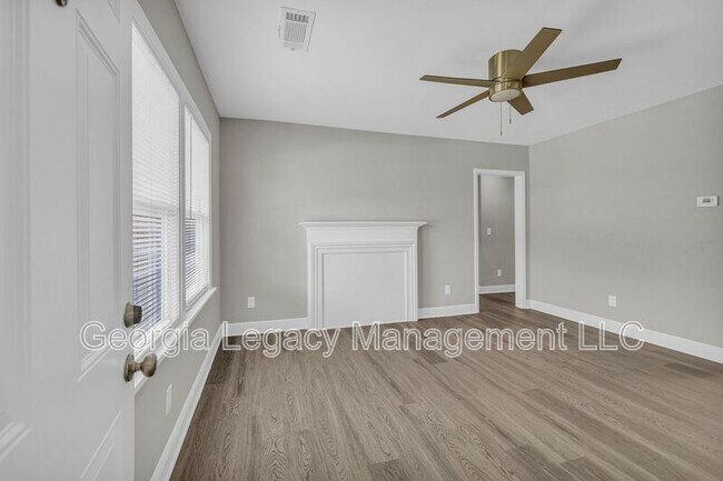 Building Photo - 55 Andrews Ct