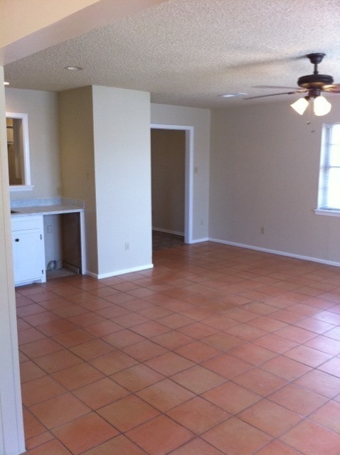 Building Photo - Updated 3/2/1 Great location for TTU/LCU/Medical District - Available AUGUST