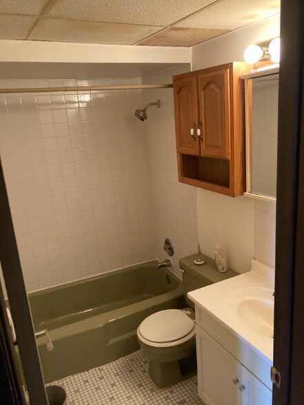Building Photo - 4339 W Park Ln Dr