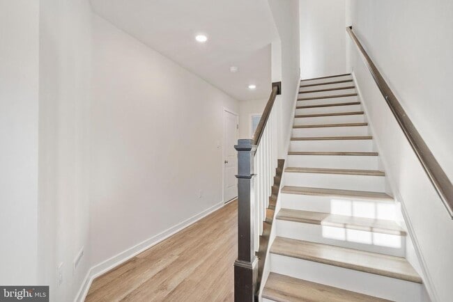 Building Photo - 7428 Fern Gully Way