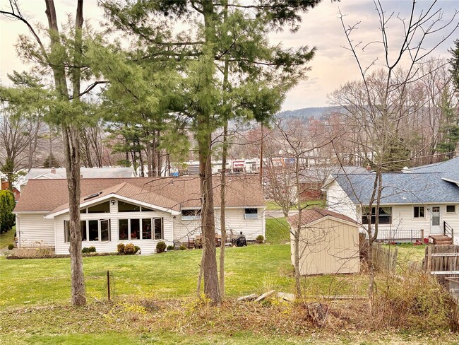 Building Photo - 2409 High Ave