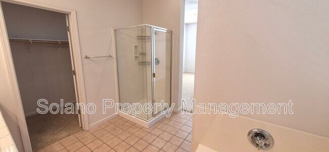 Building Photo - 1085 Crystal Springs Dr