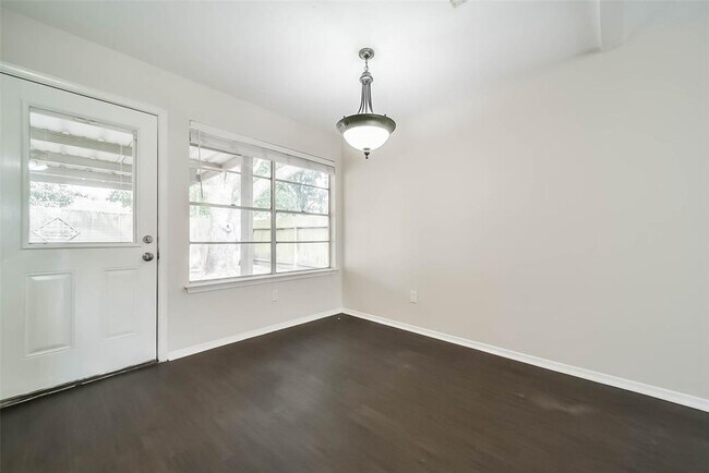 Building Photo - 7206 Gallant Glen Ln