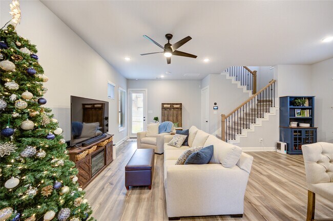 Building Photo - 11718 Cibolo Cyn Rd