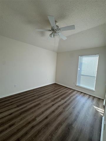 Building Photo - 503 Rose Dr