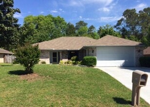 Building Photo - 213 Hillside Dr
