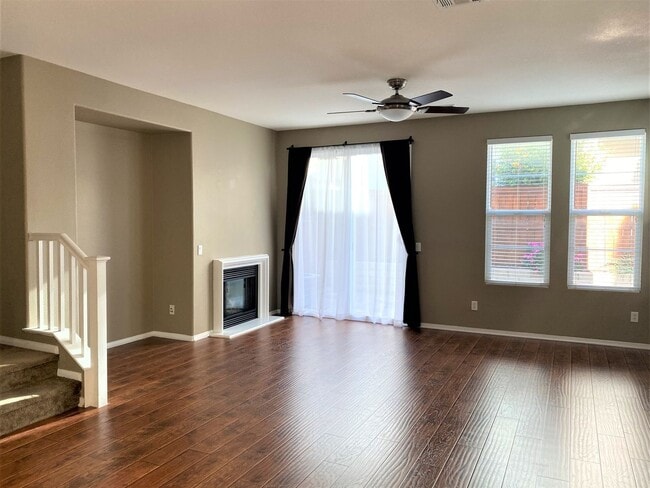 Building Photo - 289 Tiburon Dr