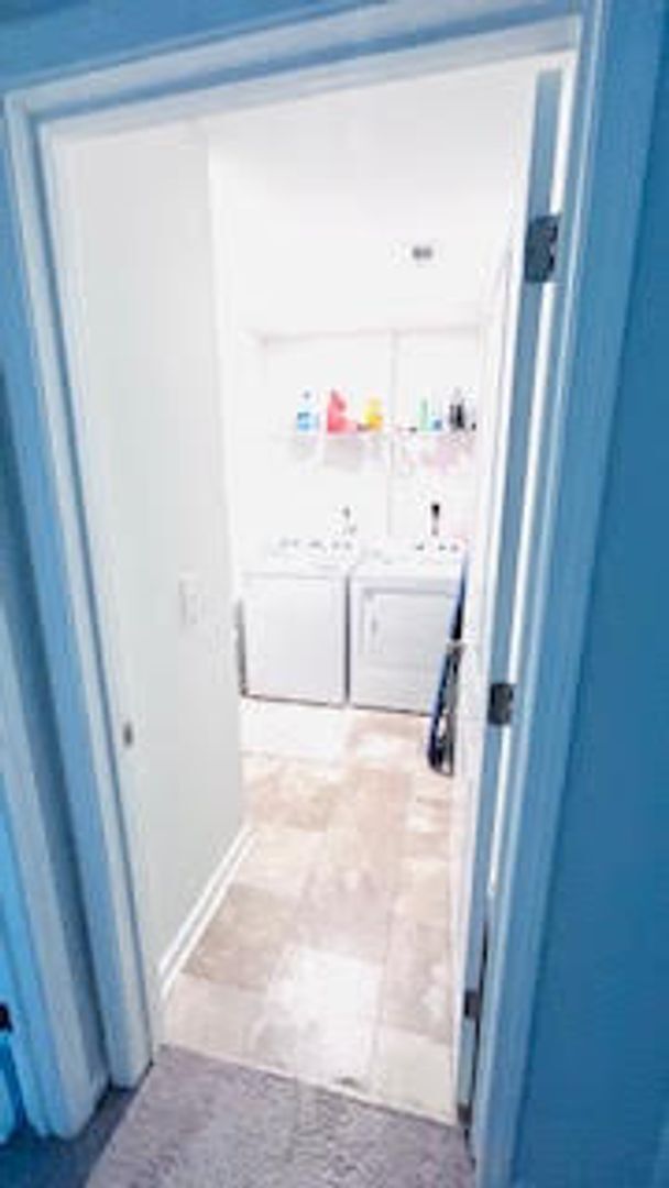 Building Photo - Modern Luxury in Winston-Salem