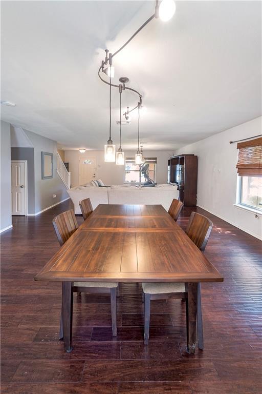 Building Photo - 2000 Continental Pass