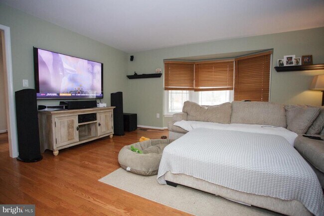 Building Photo - 8391 Miller Pl