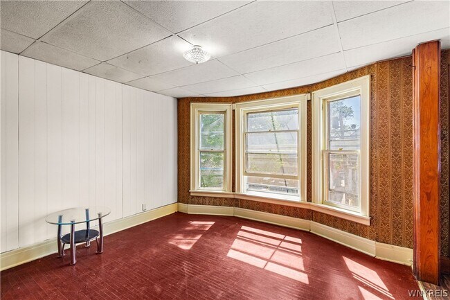 Building Photo - 213 Keystone St