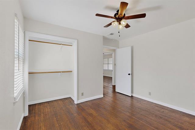 Building Photo - 317 W Pecan St