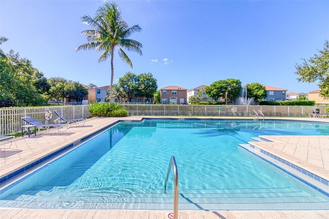 Building Photo - 3769 SW 51st St