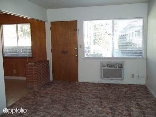 Building Photo - 1417 W Clinton Ave