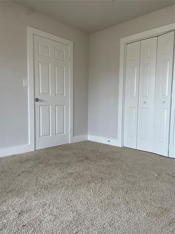 Building Photo - 9743 Grenadier Dr