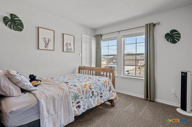 Building Photo - 3885 Lorenzen Ct