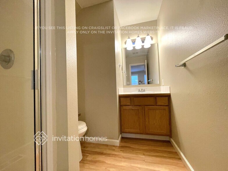 Building Photo - 14909 93rd Ave E