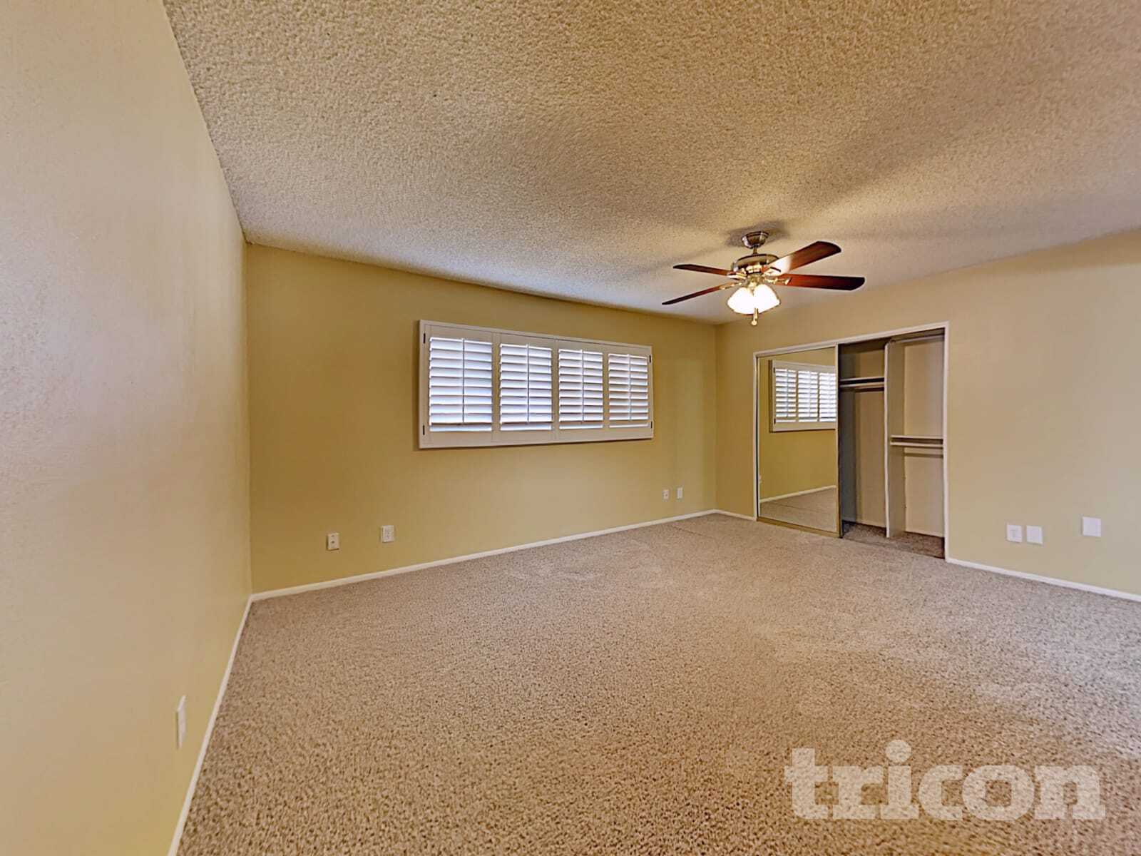 Building Photo - 3601 W Country Gables Dr