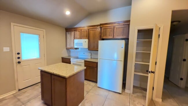 Building Photo - 2203 Bachelor Button Blvd