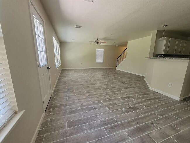 Building Photo - 18222 Valebluff Ln