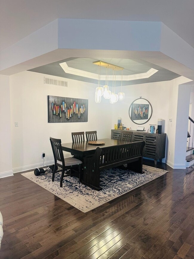 Building Photo - 363 Wheat Sheaf Way