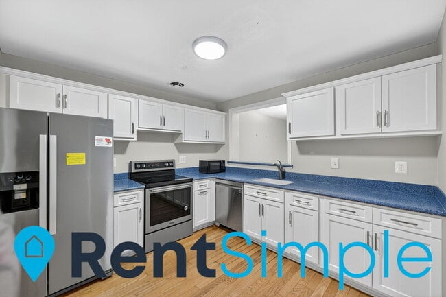 Building Photo - 1673 S Hayes St